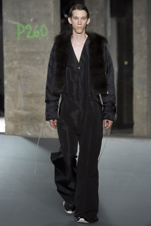 Rick Owen lăng xê quần ống rộng cho nam