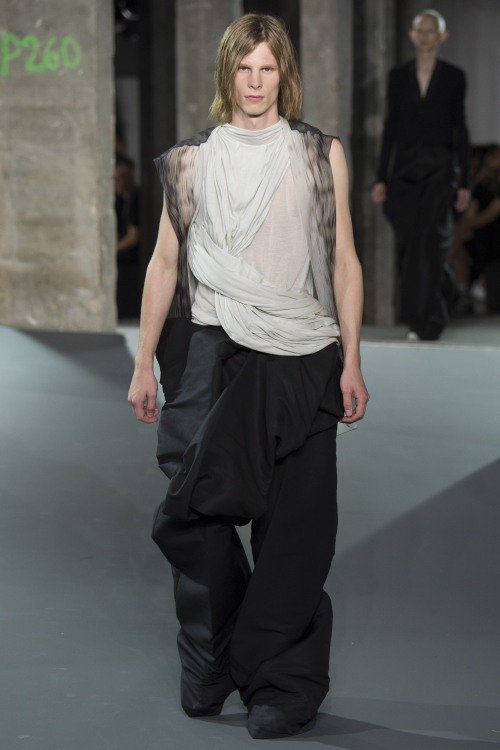 Rick Owen lăng xê quần ống rộng cho nam