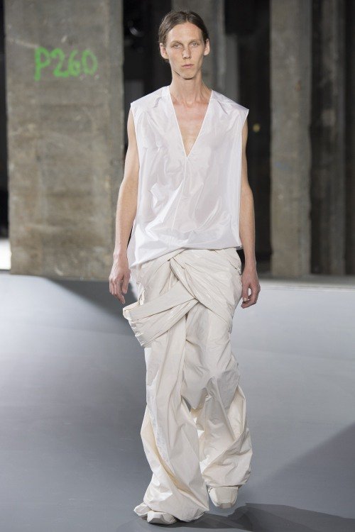 Rick Owen lăng xê quần ống rộng cho nam