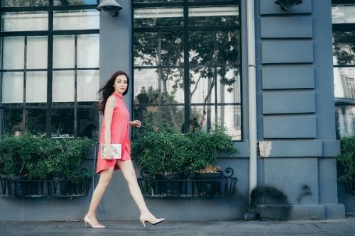 Siêu mẫu My Lê gợi ý cách mix đồ gam màu pastel đón hè