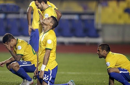 8 khoảnh khắc đáng nhớ nhất ở Copa America 2016