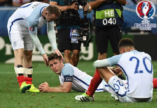 CHÙM ẢNH: ĐT Anh gục ngã, khóc nức nở vì bị loại khỏi EURO 2016