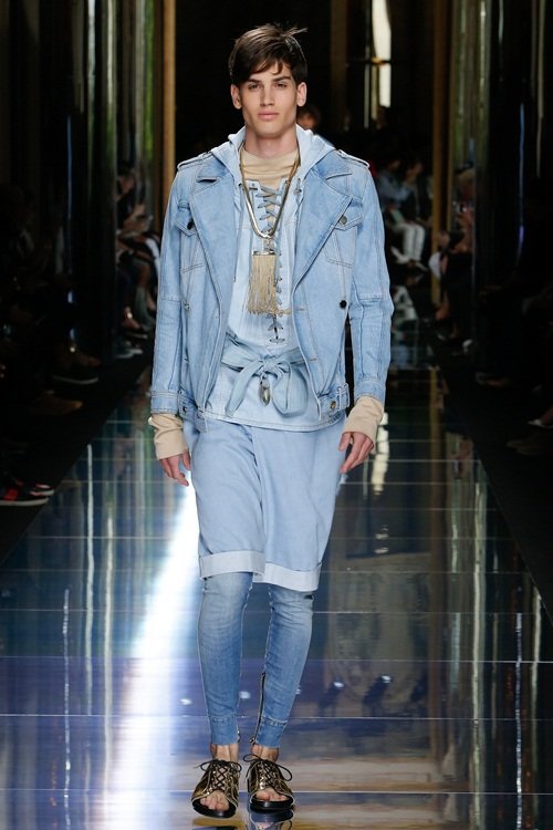 Balmain Paris FW: Quân đoàn quyến rũ!