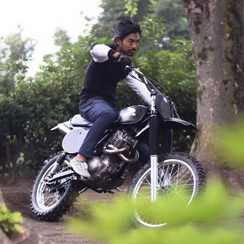 Deus Honda XL 500 - "Chiến binh bất kham"