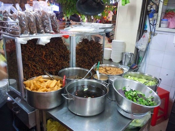 Món ăn đường phố nhất định phải thử khi đến Hà Nội