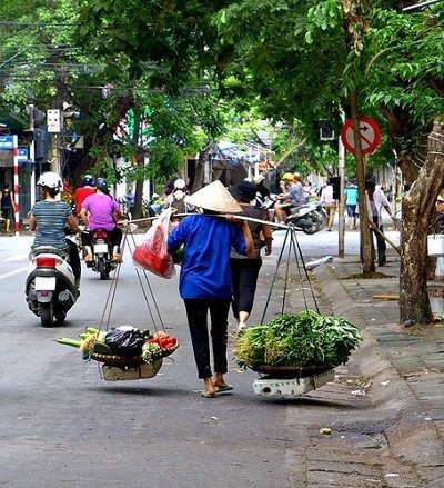 Khách Tây mê mẩn với những điều bình dị ở Hà Nội