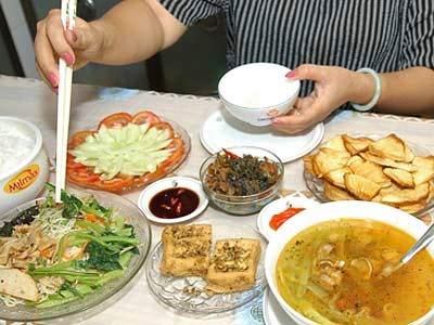 Thói quen ăn quá mặn và thiếu canxi khiến người Việt mắc trọng bệnh