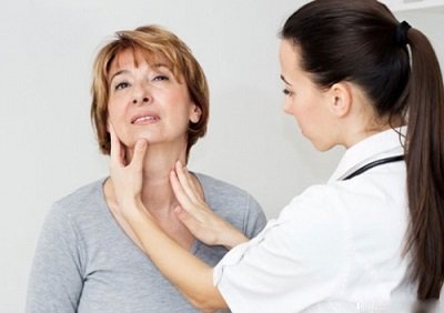 Nguy hiểm tính mạng khi chữa bệnh bằng những cách truyền miệng này!