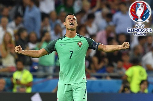 Ronaldo nói gì sau khi rực sáng giúp Bồ Đào Nha vào chung kết?