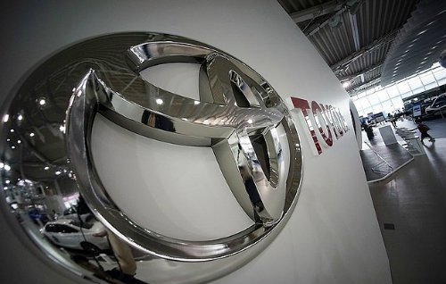 Toyota phát lệnh triệu hồi hơn 3 triệu xe trên toàn cầu