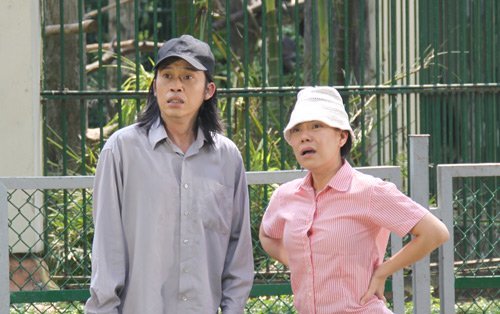 Việt Hương: “Đóng vợ chồng với Hoài Linh rất áp lực”