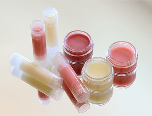 Tự chế 4 loại son dưỡng môi từ thiên nhiên