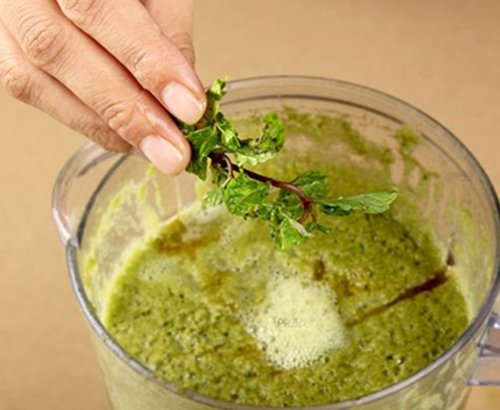 Tự chế sinh tố rau quả để giảm cân nhanh trong ngày hè