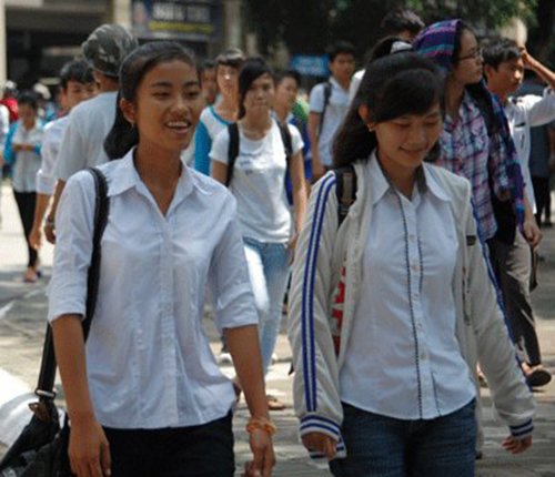 Miền núi giỏi ngoại ngữ hơn: Không có tiêu cực trong kết quả thi