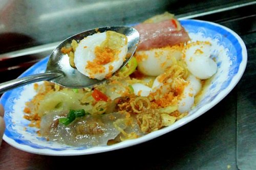 Đủ thức ăn vặt cực rẻ cho chiều lang thang Đà Nẵng