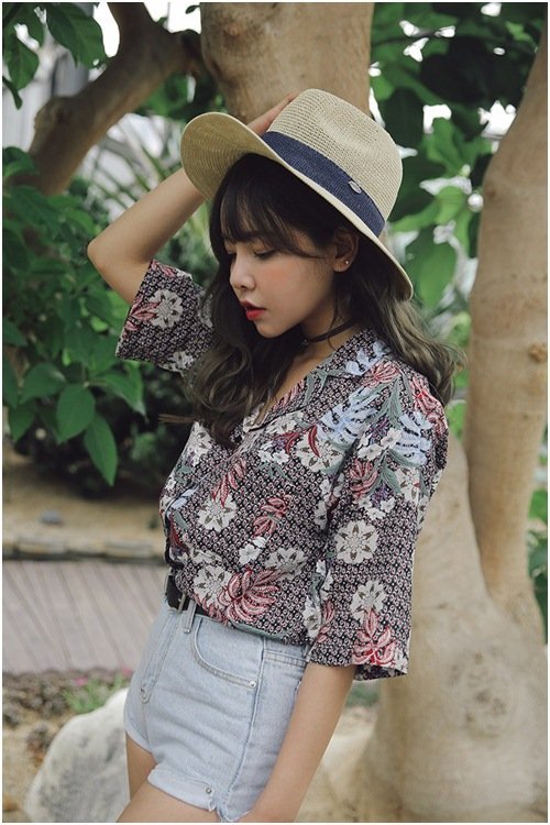 Mặc đẹp đi du lịch, không thế thiếu một chiếc mũ!