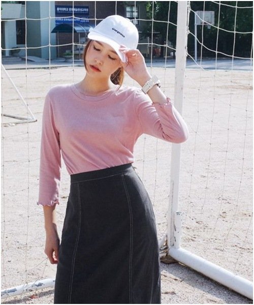 Mặc đẹp đi du lịch, không thế thiếu một chiếc mũ!