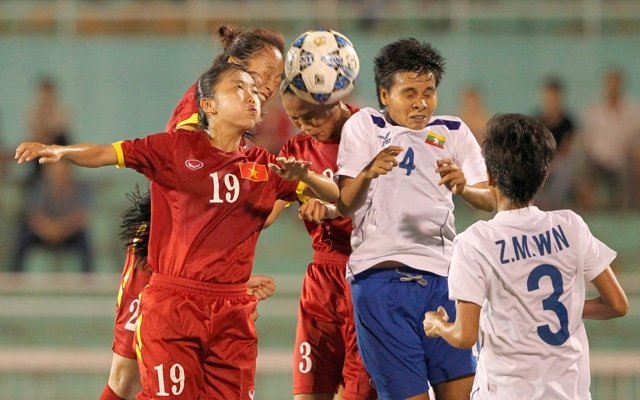 Hạ Myanmar bằng "đấu súng", nữ Việt Nam vào chung kết