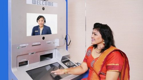 Singapore thử nghiệm máy ATM hỗ trợ chat video với khách hàng