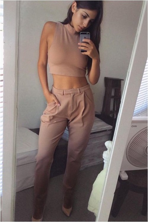 Croptop và bí quyết mặc đẹp từ hè sang thu