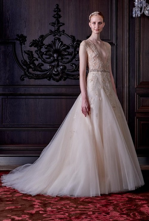 Những mẫu váy cưới đính ren bồng bềnh, quyến rũ hot nhất 2016