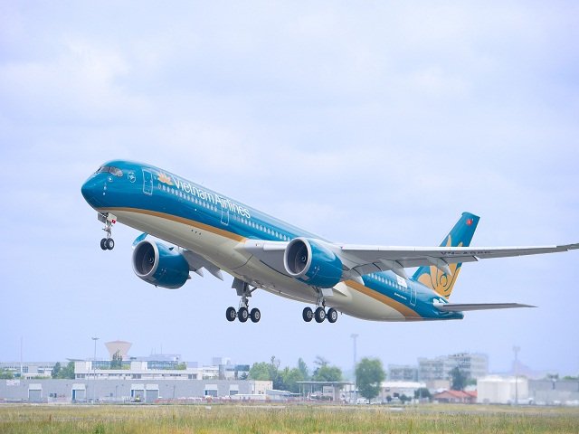 Vietnam Airlines xem xét mua thêm 10 máy bay A350