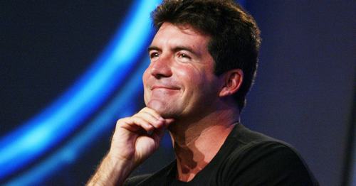"Cáo già" Simon Cowell U60 vẫn khiến đàn bà điêu đứng