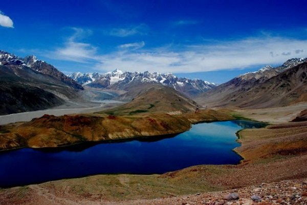 10 hồ nước đẹp "rụng rời" trên dãy núi Himalayas