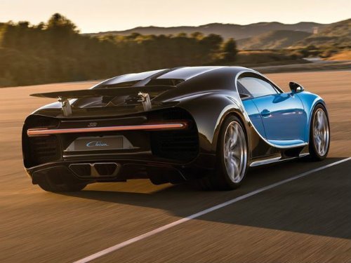 Bugatti Chiron gây thất vọng, chậm hơn Veyron