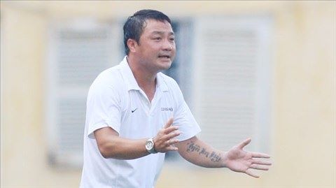 Hạ màn V.League 2016: Ai xứng là “Mourinho Việt Nam”?