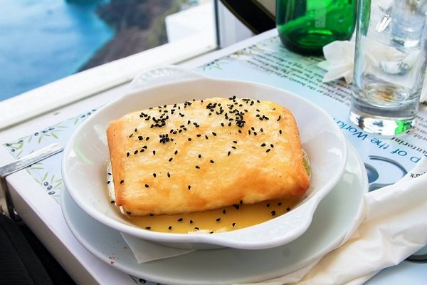 Những món ăn hấp dẫn nhất của hòn đảo thiên đường Santorini