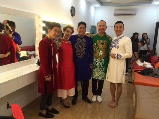 Cười ngất với trang phục của MC Hoài Anh, Trúc Mai, Trấn Thành