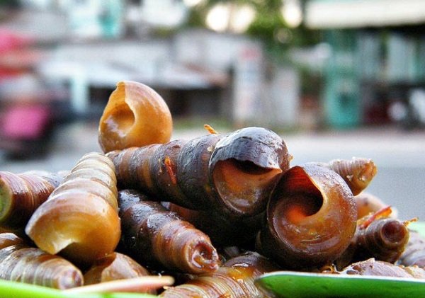 Giới trẻ bị "đốn tim" bởi những món ăn vặt siêu rẻ ở Đà Nẵng