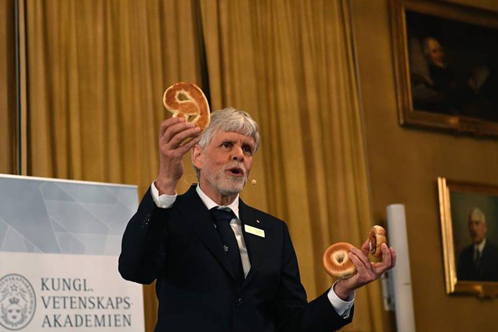 Trường đại học của giáo sư nhận giải Nobel Vật lý 2016