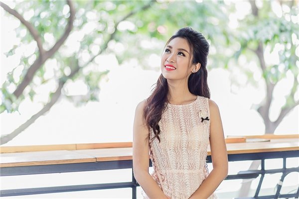 Hoa hậu Đỗ Mỹ Linh: "Không phải đại gia nào cũng xấu"