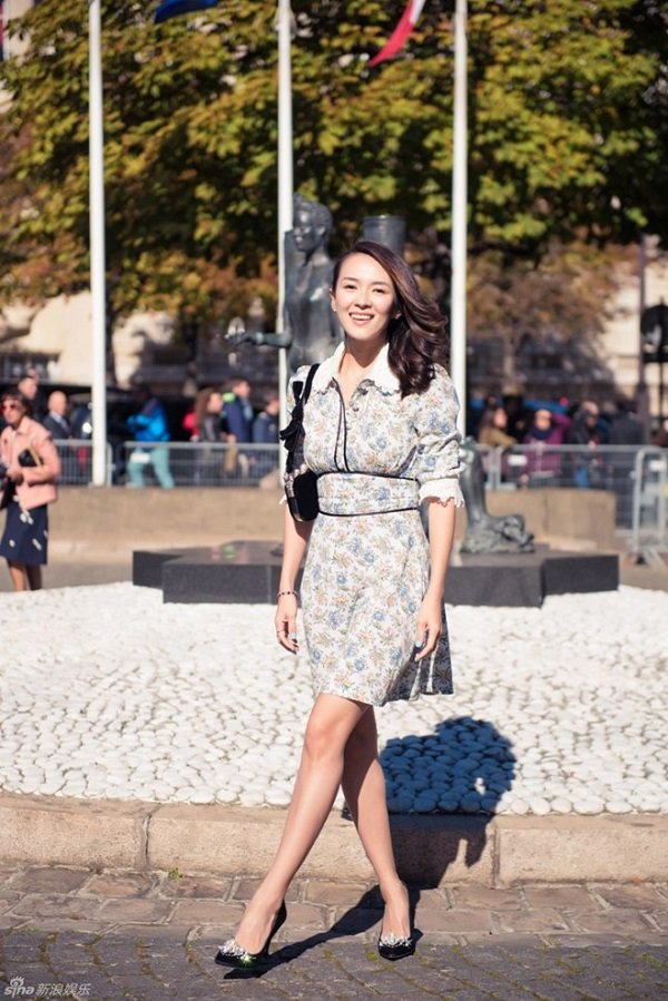 Sao Hoa ngữ nổi bật tại Tuần lễ thời trang Paris