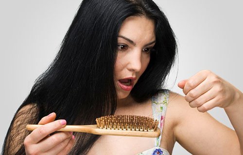 Cách chăm sóc tóc rụng và hư tổn