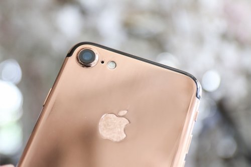 Trên tay iPhone 7 'mạ vàng' GoldenAce: Khi đẳng cấp bị trà trộn