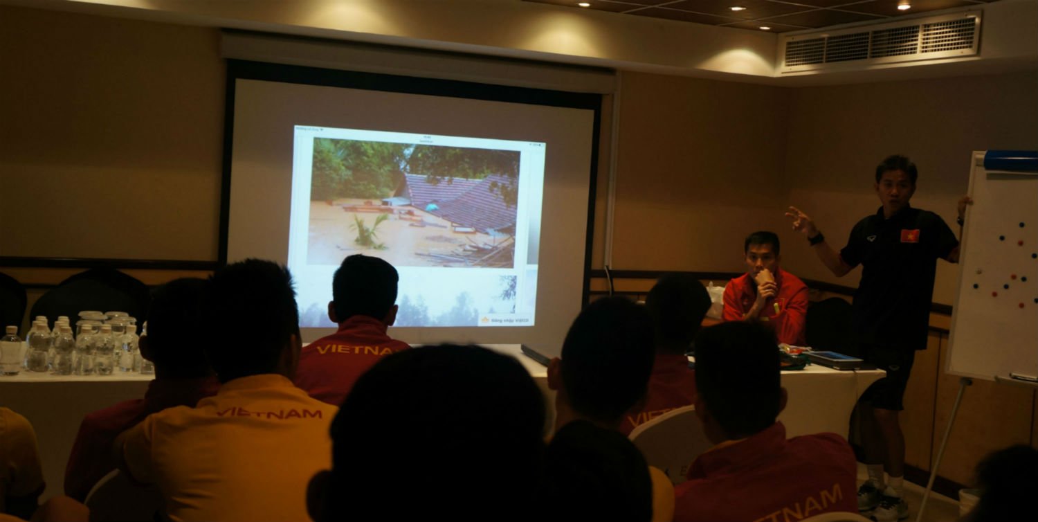 U19 Việt Nam quyết đấu UAE để xoa dịu nỗi đau miền Trung lũ lụt