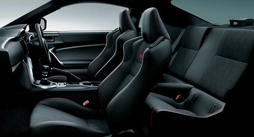 Soi chiếc coupe Subaru BRZ GT dành cho thị trường Nhật Bản