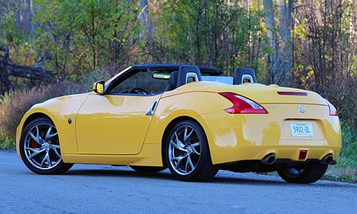 Đánh giá xe Nissan 370Z Roadster 2017