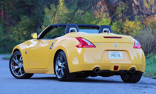 Đánh giá xe Nissan 370Z Roadster 2017