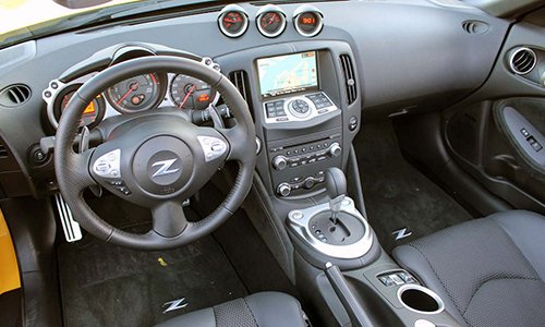 Đánh giá xe Nissan 370Z Roadster 2017