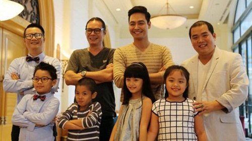 Tan chảy với hình ảnh bên vợ đẹp, con xinh của Phan Anh