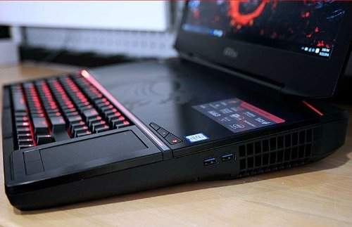 Đánh giá laptop chơi game: MSI GT83VR Titan SLI