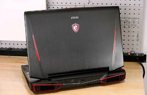 Đánh giá laptop chơi game: MSI GT83VR Titan SLI
