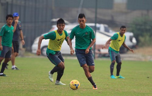 HLV Riedl khuyên ĐT Việt Nam dè chừng Myanmar