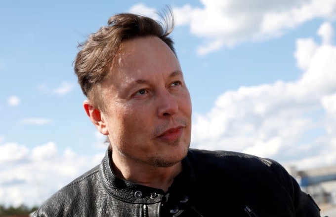 Elon Musk bán gần 7 tỷ USD cổ phiếu Tesla một tuần