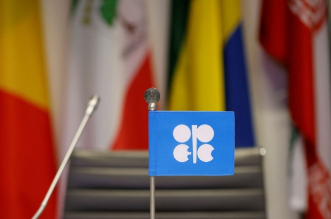 Điều gì xảy ra khi OPEC+ giảm 2 triệu thùng dầu mỗi ngày?
