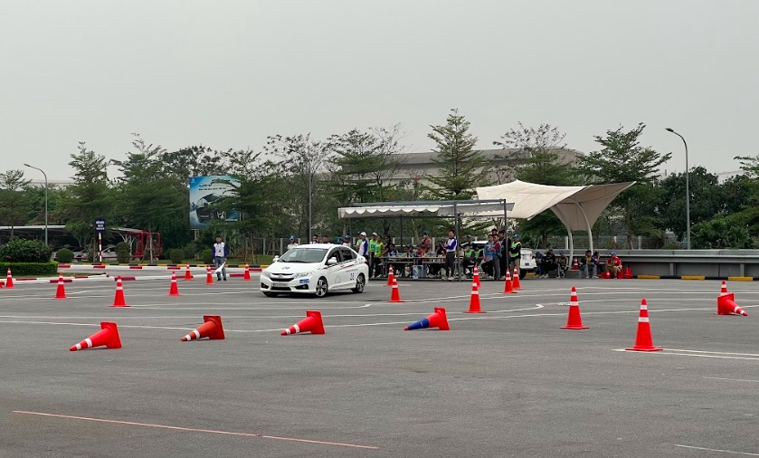 Honda Ôtô Tây Hồ tổ chức thành công chương trình “Hướng dẫn Lái xe an toàn”